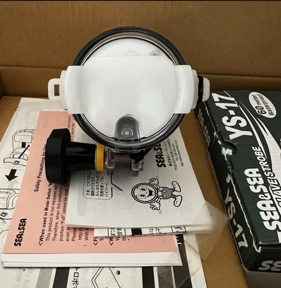 SEA&SEA Universal Lighting Package YS-17 Underwater Strobe