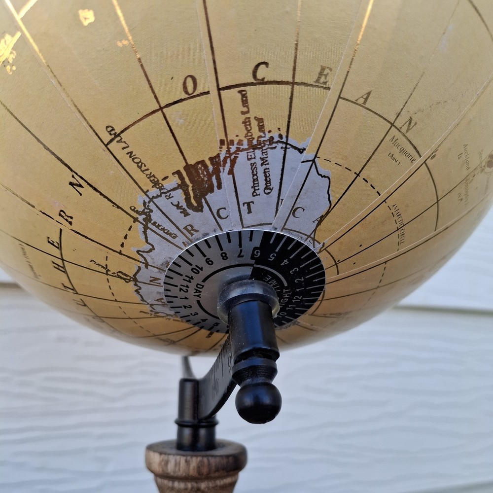 Broyhill World Globe 8in X 15in
