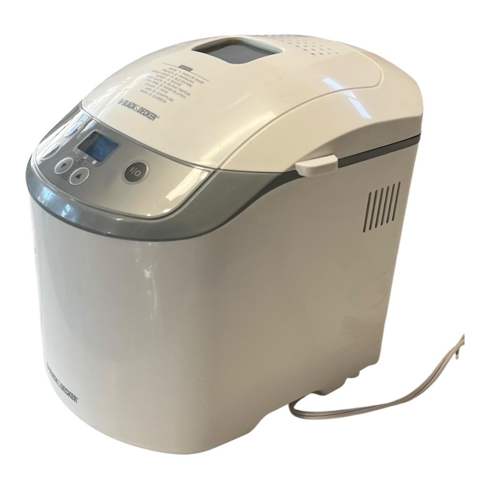 BLACK & DECKER 1.5lb BREAD MAKER MACHINE BK1015W