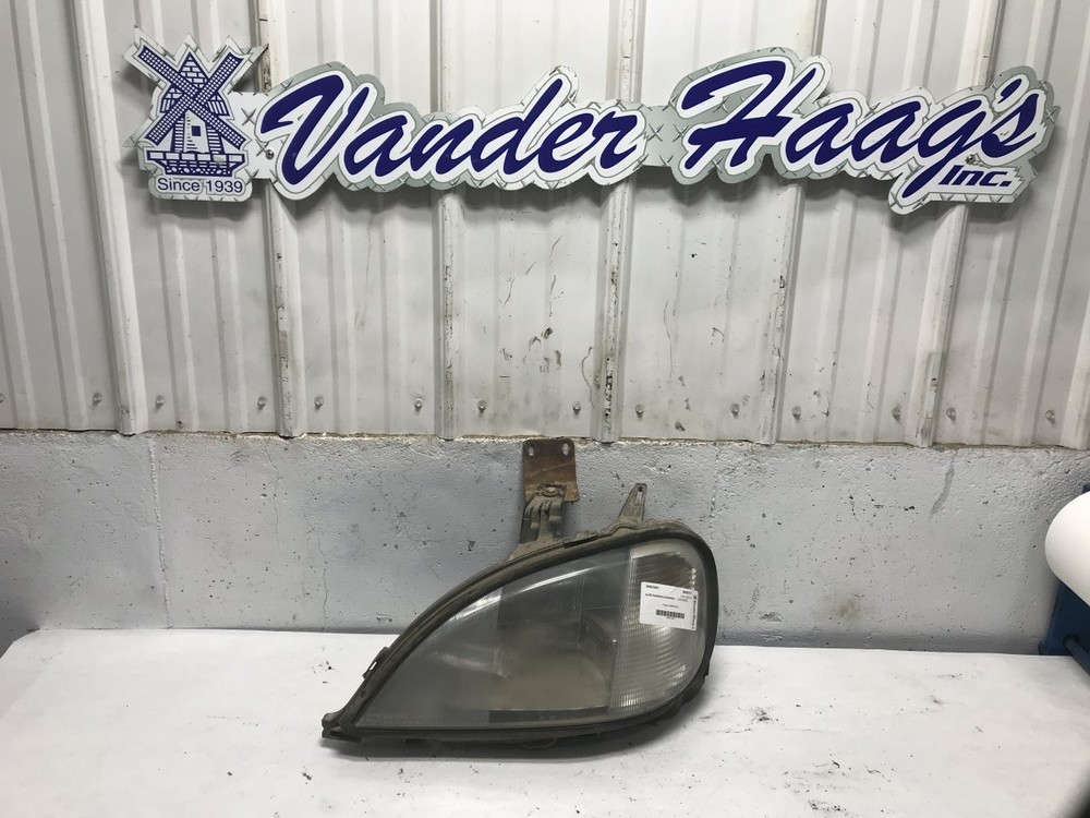 2004-2020 Freightliner COLUMBIA 120 Left/Driver Headlamp - Used