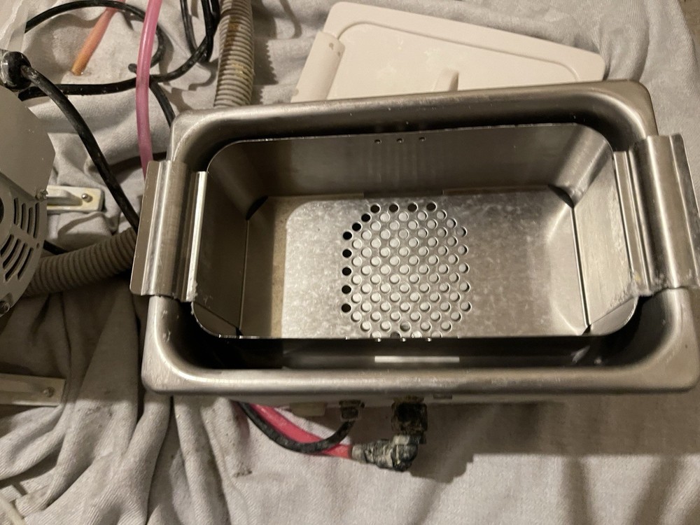 Henry Schein Ultrasonic Cleaning Unit Model H Schein 00741
