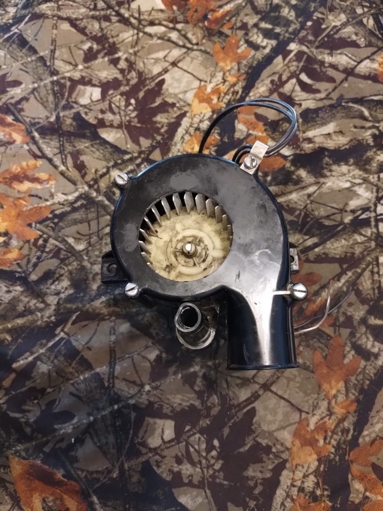 Vintage Bilge Pump And Blower Combo Omc ?