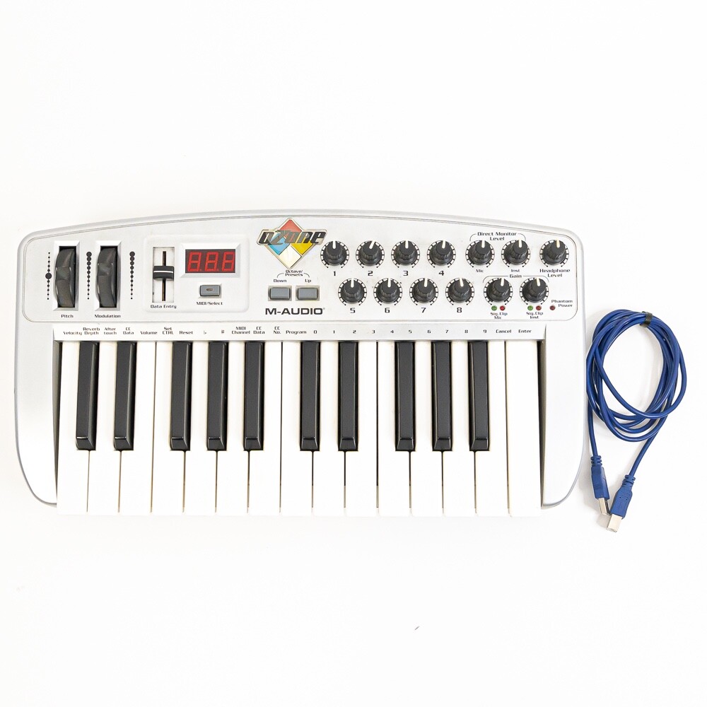 M-Audio Ozone USB Audio and Midi Controller with USB Cable
