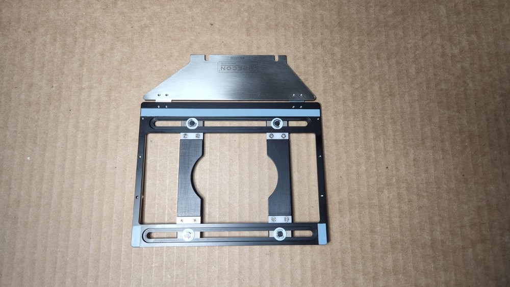 Zeiss 432311-9901-000 Universal Mounting Frame Petri (Missing Screw)