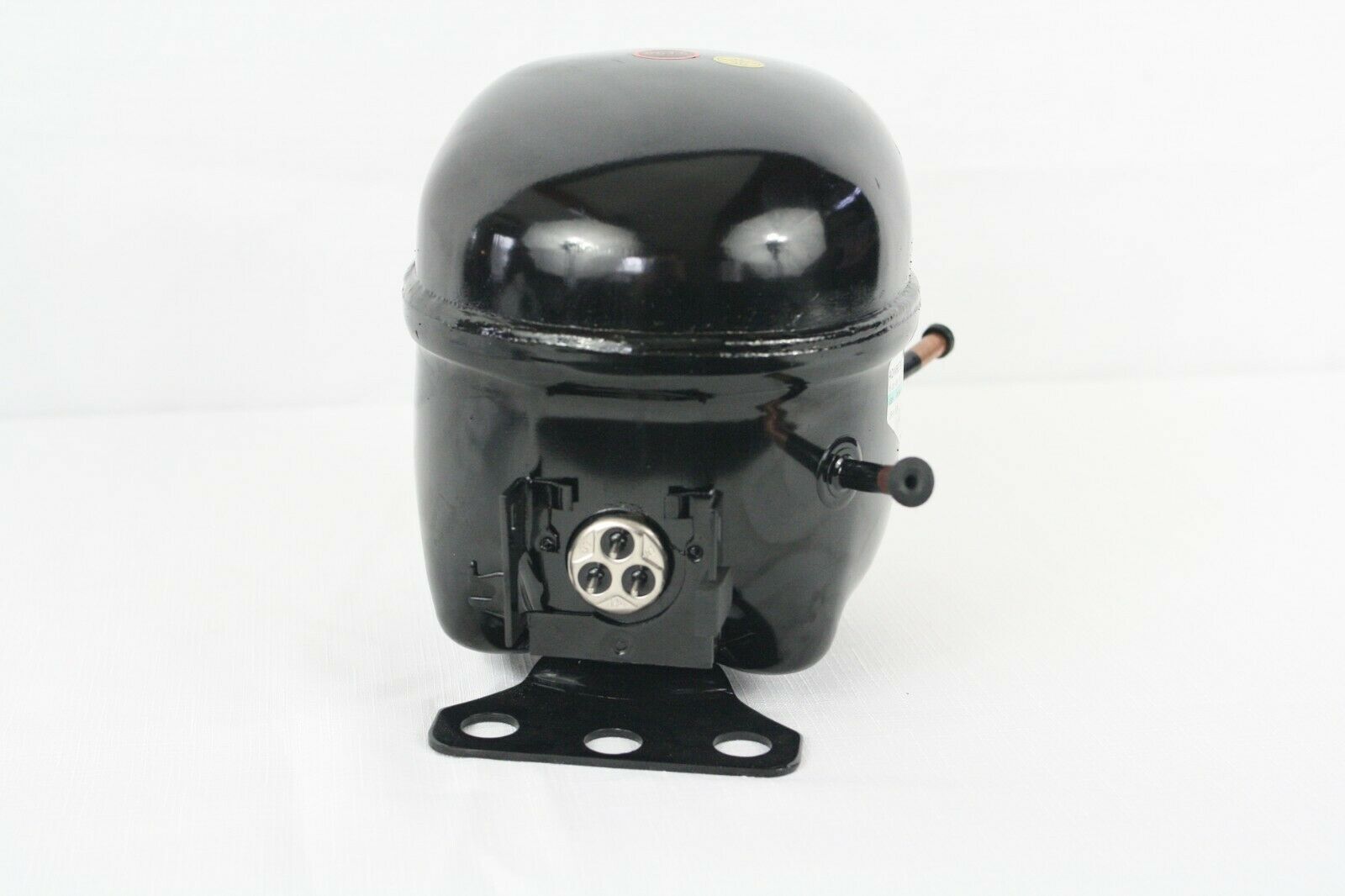 SIKELAN ADW66T6 REFRIGERATION COMPRESSOR 1/4+ HP 665BTU 110-120V R134A 50-60HZ