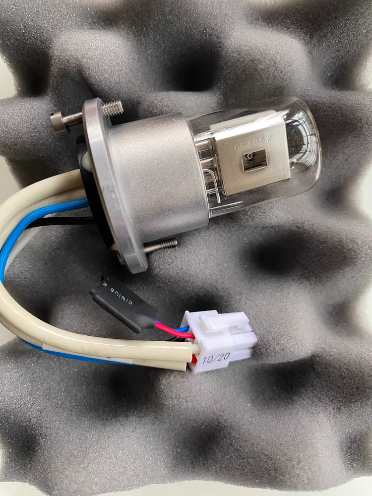 Replacement Bulb for WATERS 201000273 TUV/PDA