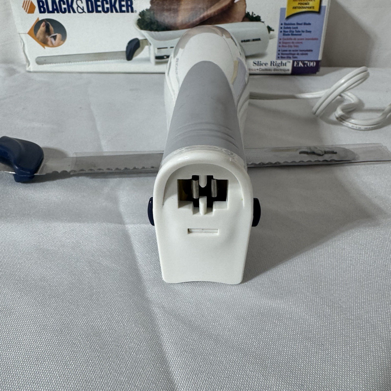 Black & Decker Electric Knife Slice Right EK700 Non Slip Grip Corded Open Box