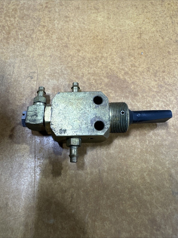 Clippard TV-4D Valve
