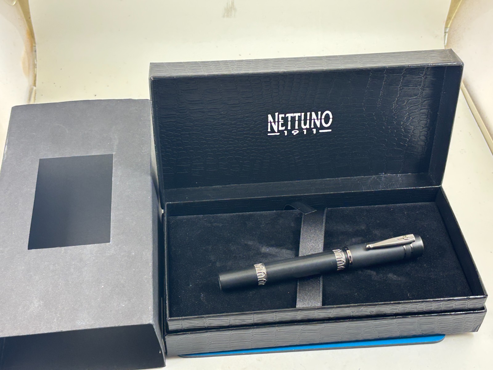 Judd's NEW Nettuno 1911 Black Sands Fountain Pen w/Fine Nib
