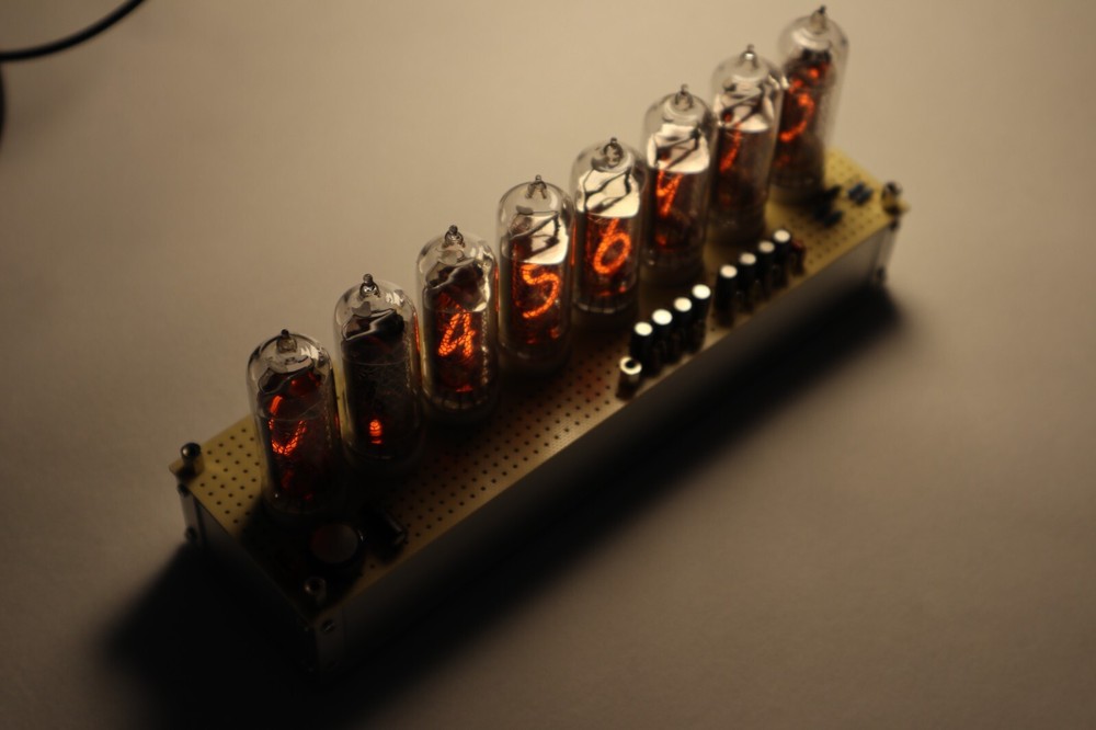 Stein's Gate Divergence Meter using REAL NIXIE TUBE with clock function limited