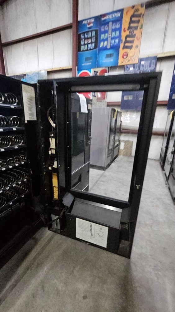 FULLY WORKING! AMS 39 40 Selection Snack Vending Machine Candy Machine MDB IVEND