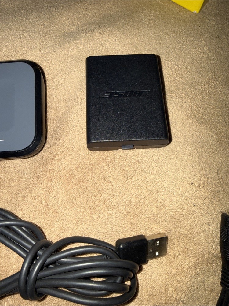 Bose Bluetooth Audio Adapter with Cables 418048 & Wall Adaptor PSA05F