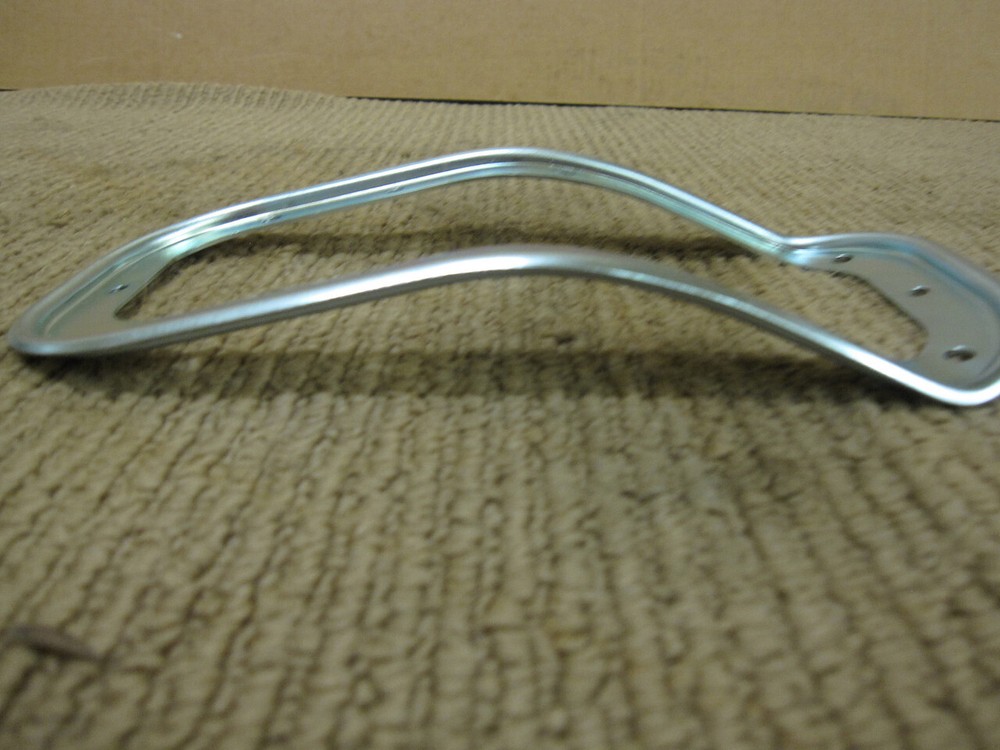 68-72 CHEVELLE 4 SPEED CONSOLE BOOT RETAINING RING
