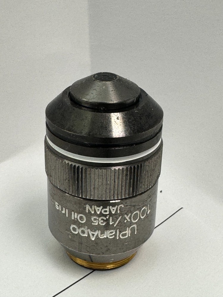 Olympus UPlanApo 100x / 1.35 Oil Iris, Infinity / - Microscope Objective
