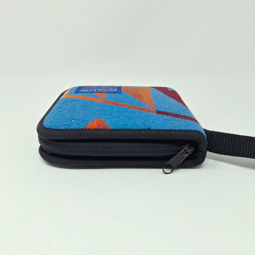 Pendleton Wool CD/DVD Storage Case Zip Southwest Aztec Print Holds 12 Discs