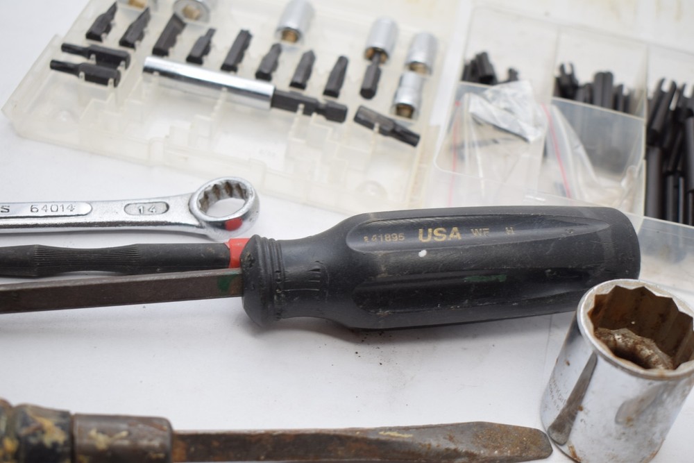 Mixed Tool Lot, Bits, Screwdrivers, Dowel Pins, Socket, Etc.