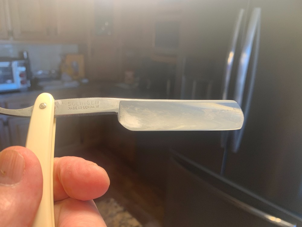 BISMARCK STRAIGHT RAZOR SOLINGEN SHAVE READY