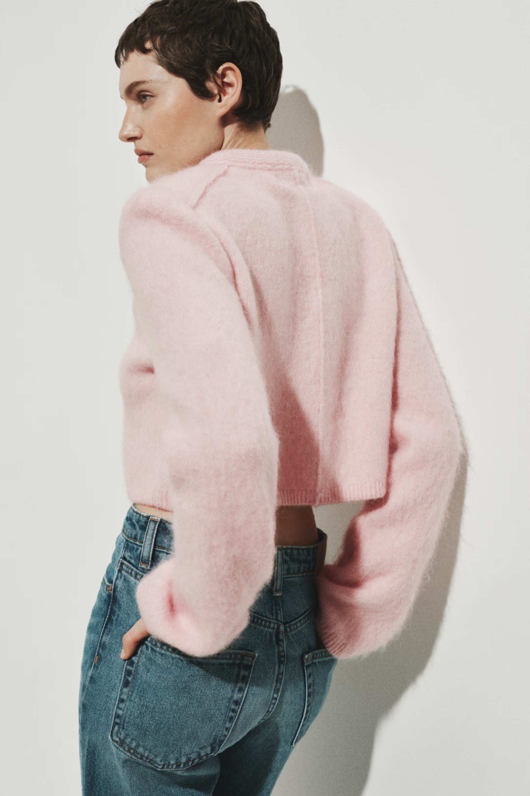 H&M WOMENMohair Blend Cropped Cardigan Shoulder Pads Button Front Soft Knit Pink