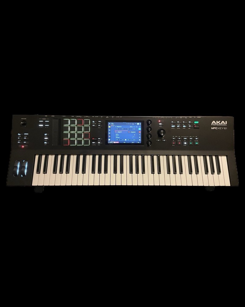 Akai Professional MPC Key 61 Standalone Keyboard Sampler Synthesizer + 1TB SSD