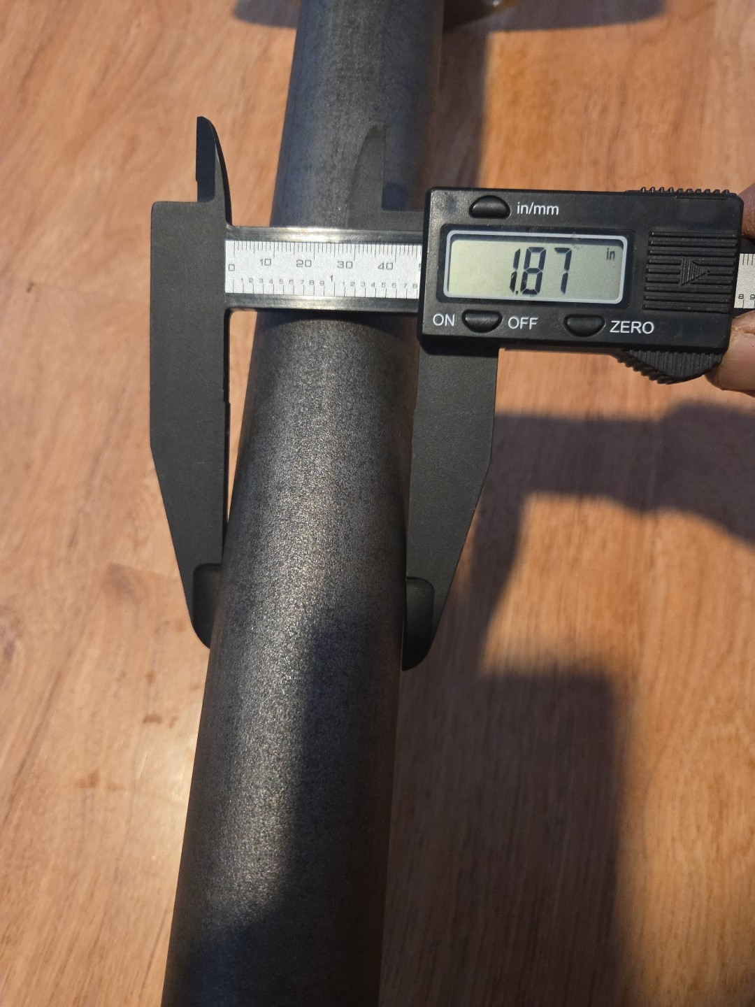 25133700 AXLE SHAFT 43 Splines 2.19" Spline OD 47-1/16" OAL 6 Bolt