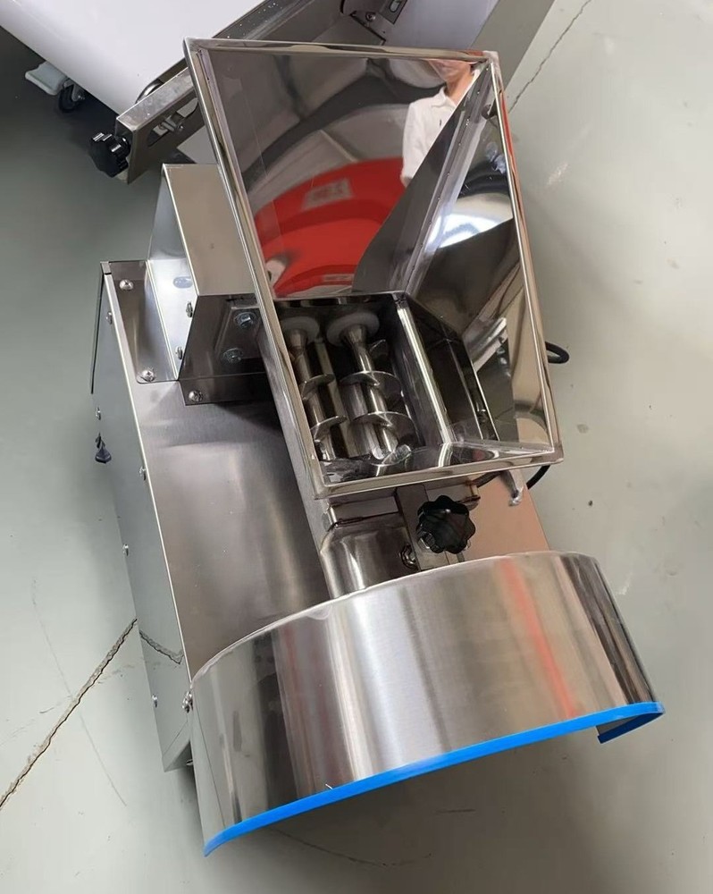 Automatic Quantitative Dough Divider Rounder Machine Bread Biscuits Dough Cutter