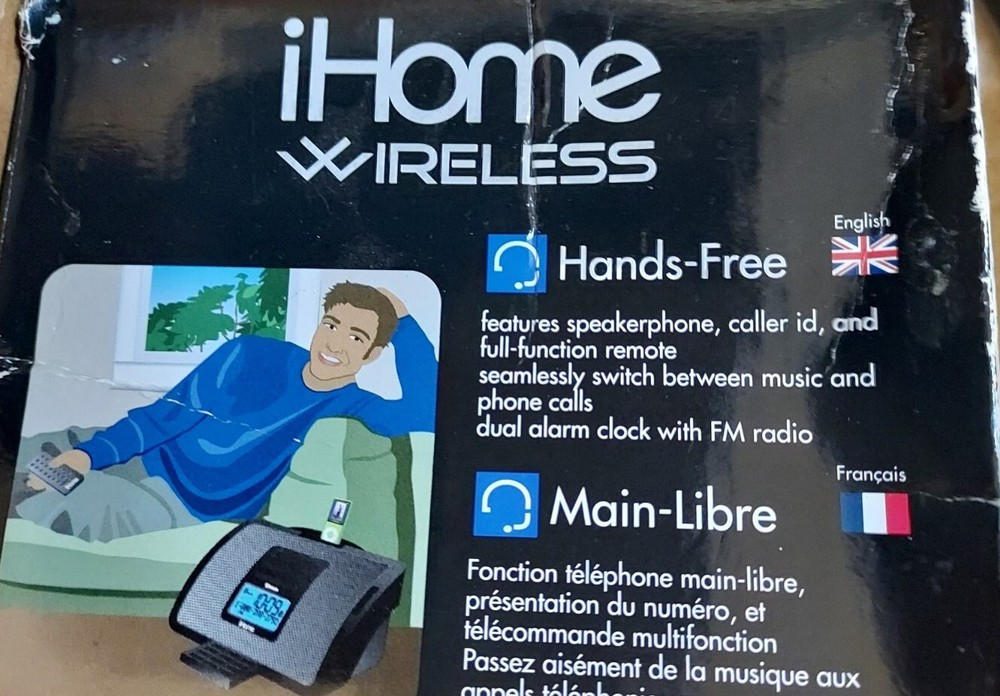 iHome iP47 Docking Station For iPhone/iPod **DOES NOT INCLUDE AC ADAPTER **