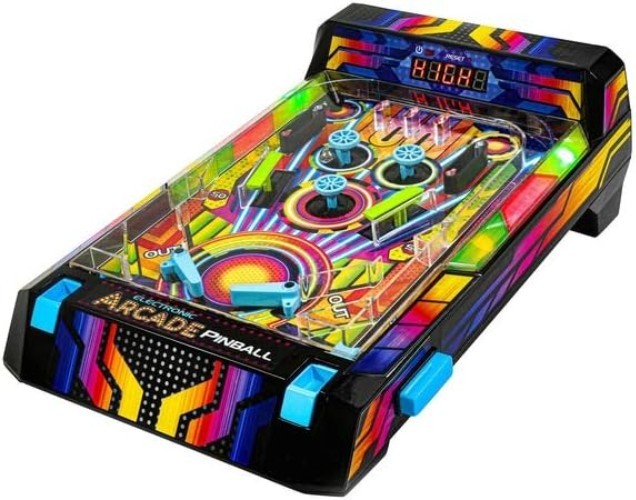 Electronic Pinball Machine with Bumpers=