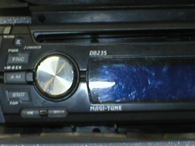 CLARION DB235 Stereo FACEPLATE w/case -- Nice Condition