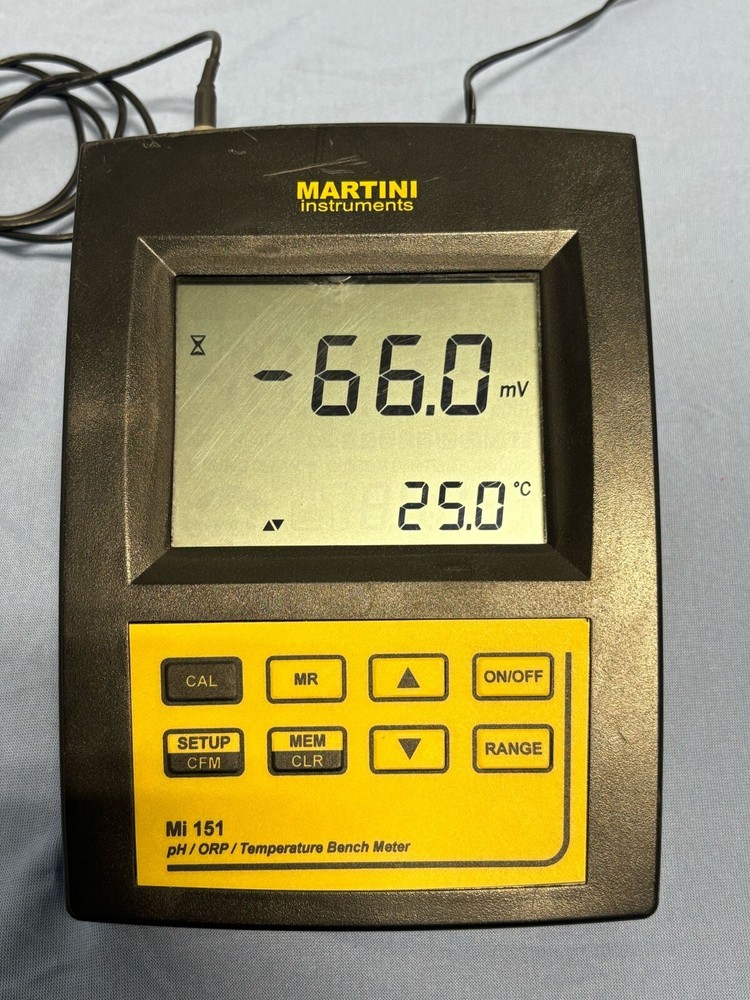 Martini Instruments pH/ORP Temperature Bench Meter Mi 151, Probe MA917 & Adapter