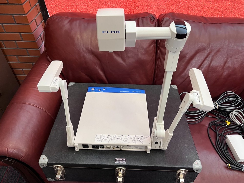 USED Elmo EV-2000AF Document Camera & Visual Presenter w/case & remote