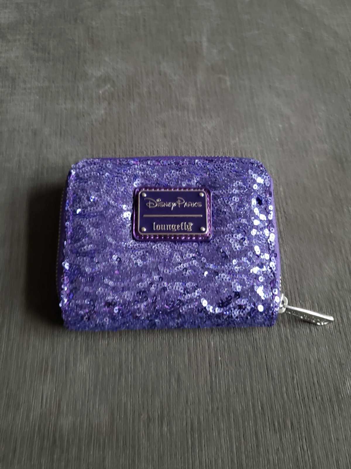 Disney Parks Exclusive Loungefly Minnie Potion Purple Sequined Wallet NWOT