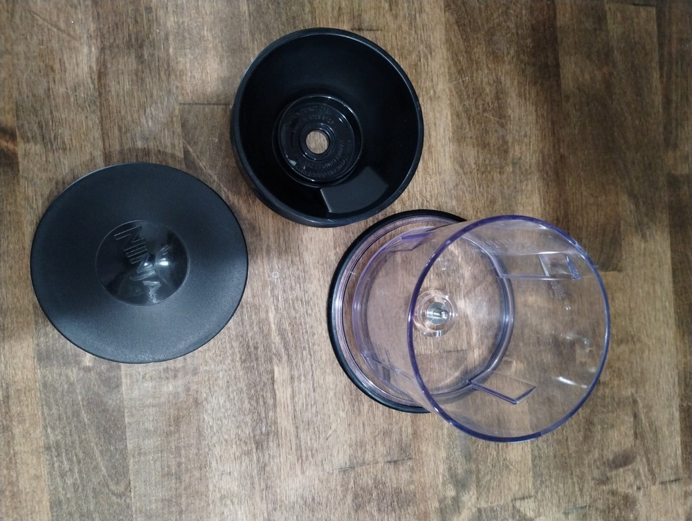 Ninja Master Prep Replacement Part 16 Oz 2 Cup Processor bowl lid splash gaurd