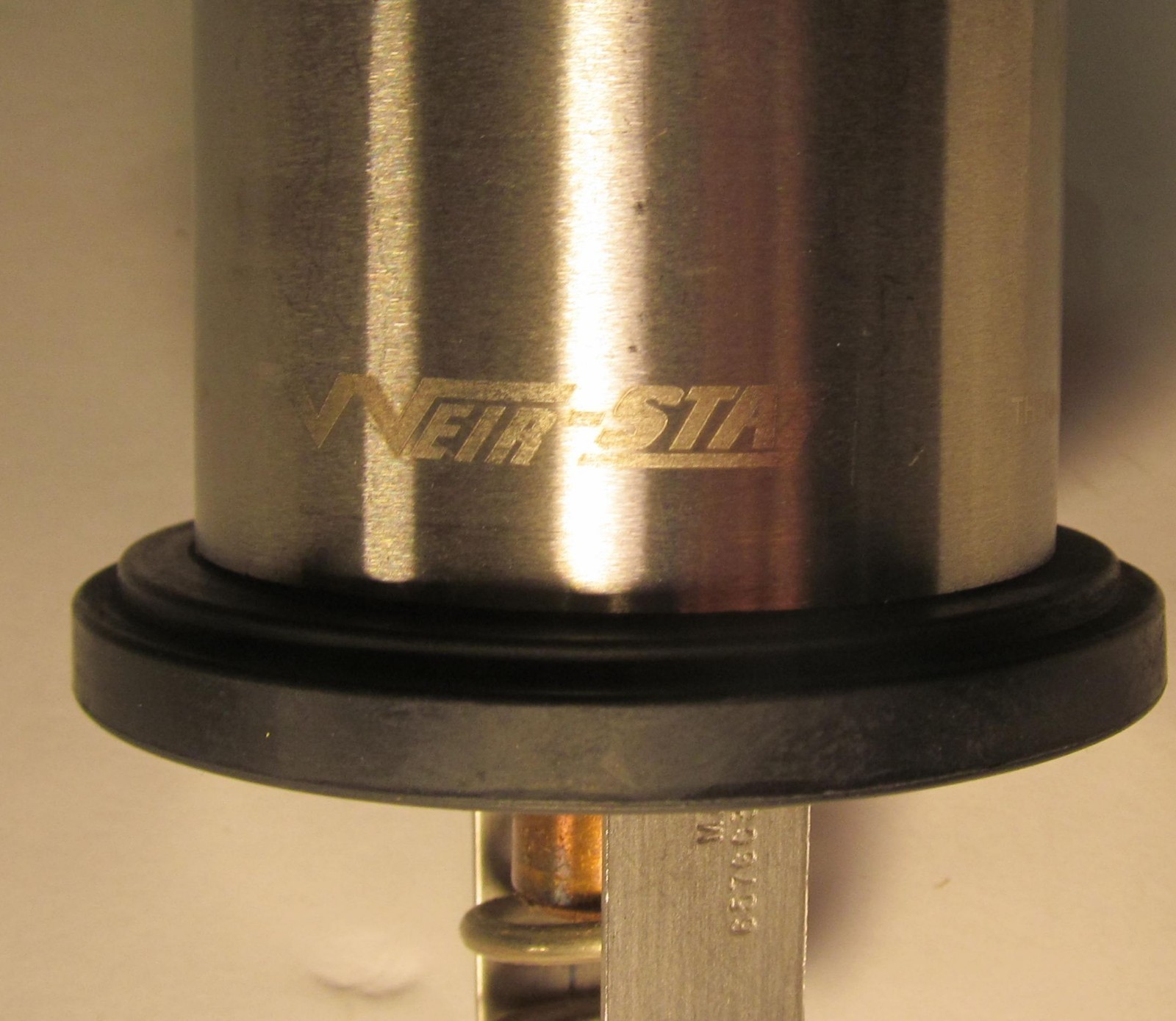 GENUINE OEM MACK DIESEL TRUCK 185° COOLANT THERMOSTAT 657GC324B P85 WEIR-STAT