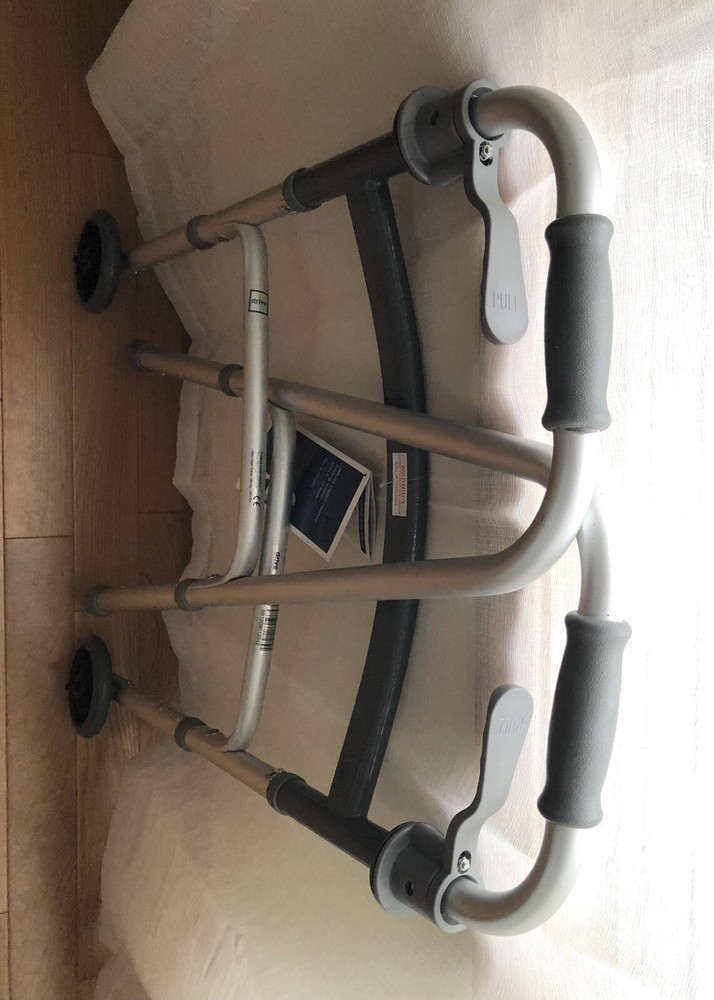 DRIVE DELUXE Trigger Release Folding Walker GRAY 5” Wheels Adjustable Height NWT