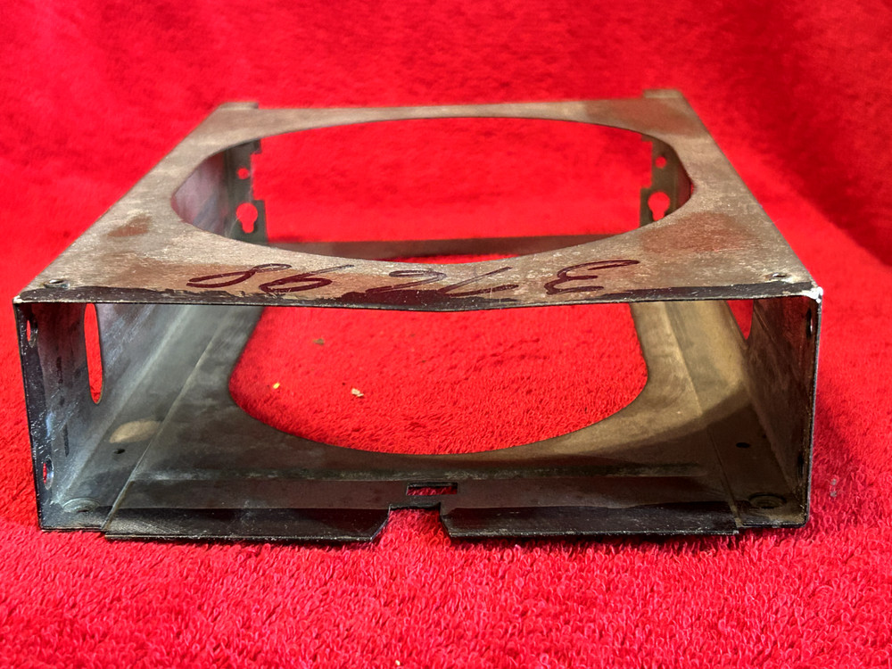 MOUNTING TRAY FOR KING KX 155 NAV/COMM