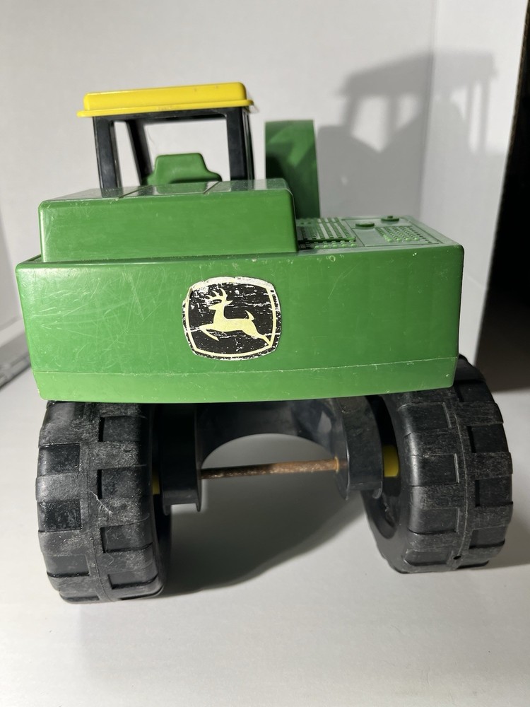 ERTL John Deere Front End Loader Plastic 13x10.5” Green Yellow