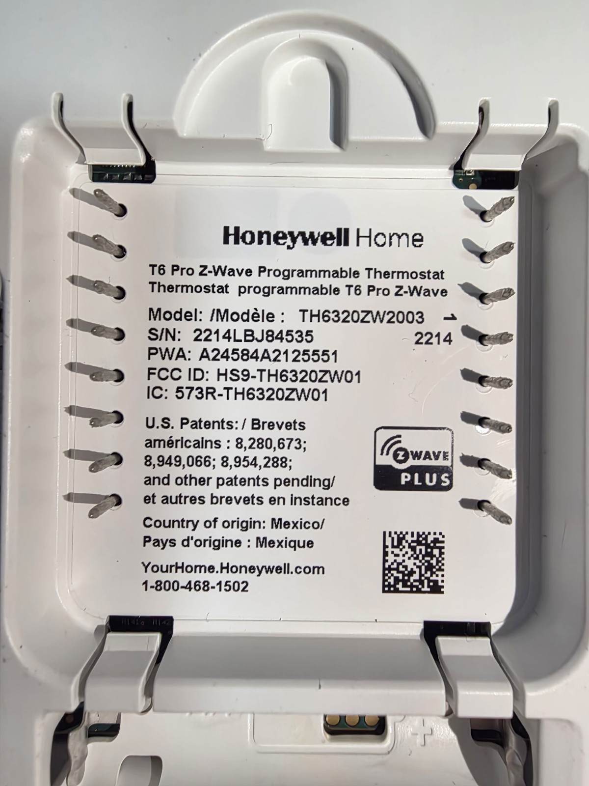 Honeywell T6 Pro Series Z-Wave Programmable Thermostat - White (TH6320ZW2003)