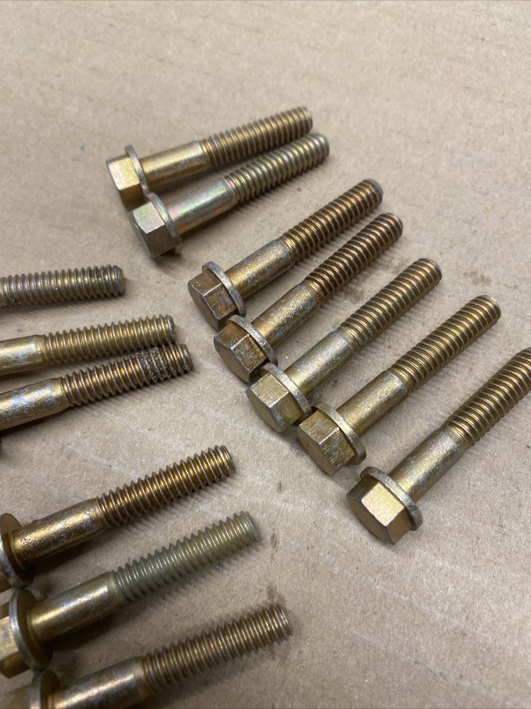 13 Evinrude Johnson Screws 308728 BB-247