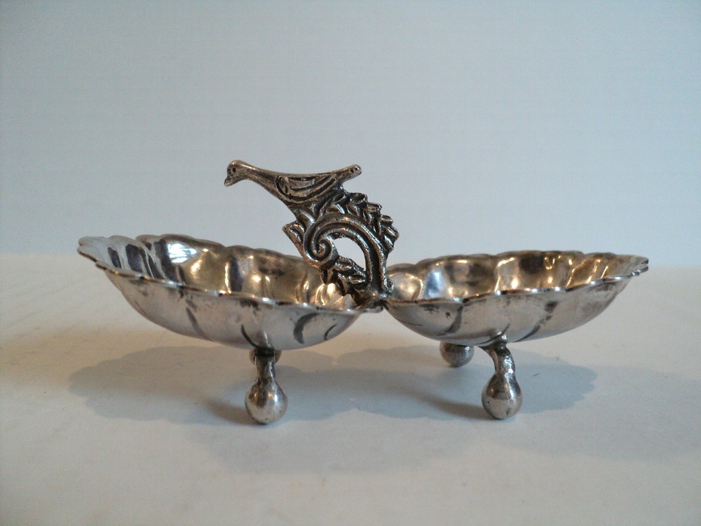ANTIQUE CONTINENTAL .800 SILVER DOUBLE SALT CELLAR, FIGURAL "BIRD HANDLE