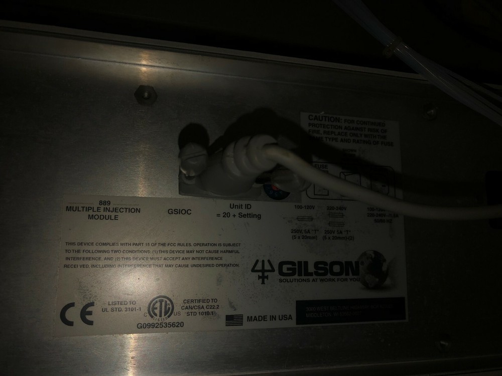Gilson 215 Liquid Handler and 889 Multiple Injection Module