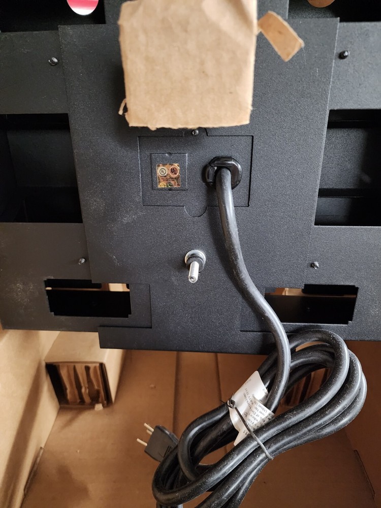 Doug Mockett PCS18-90U Desktop Grommet