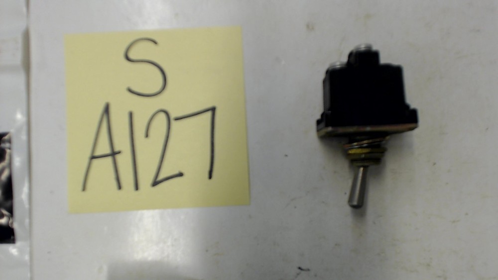 Manitowoc 1001193 Toggle Switch