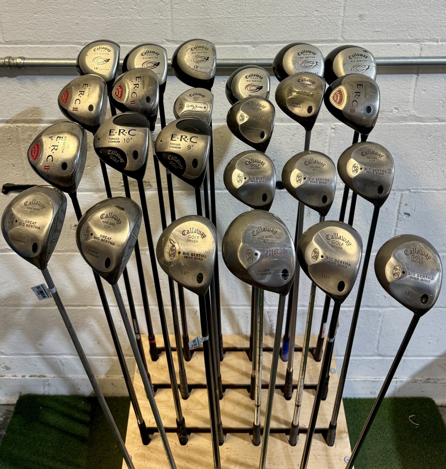 Wholesale Lot of 30 Golf Clubs - Callaway Drivers - Right-Handed - Mixed Flexes