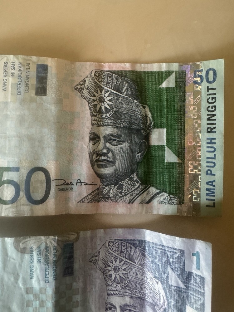 MALAYSIA 50 & 1 Ringgit 2000s Scarce Circulated