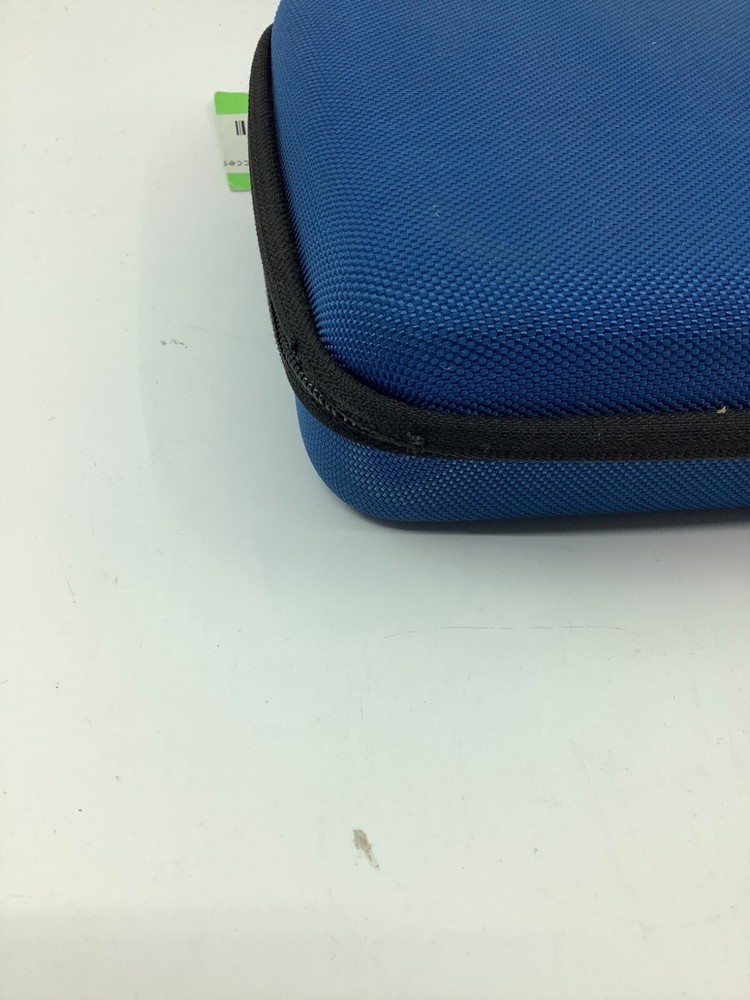 CamKix Medium Accessory Case (Blue) - Fair Condition; Zipper difficult to zip