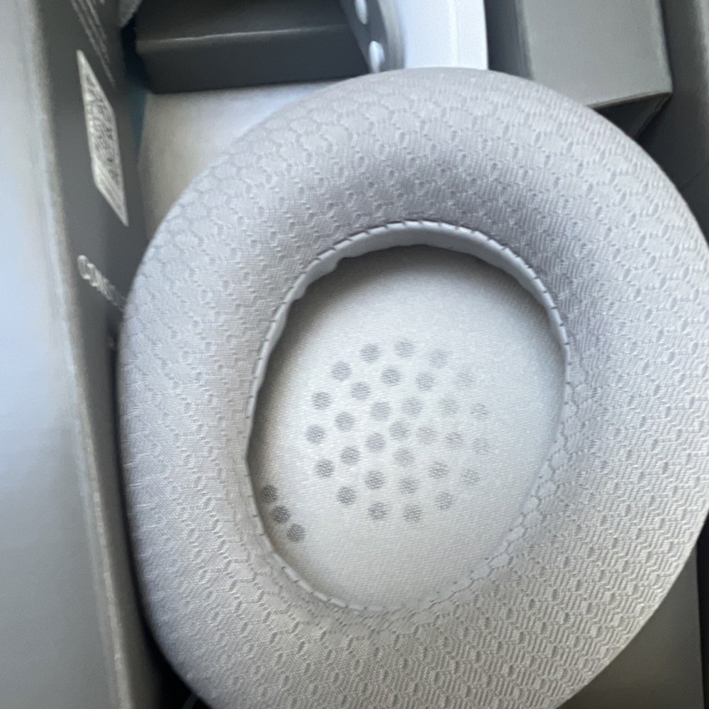 SteelSeries Arctis Nova 3X Wireless Gaming Headset Xbox Multi-Platform White