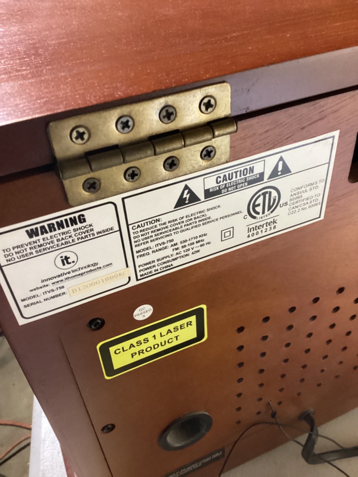 INNOVATIVE TECHNOLOGY ITVS-750B Functions Perfectly Record Player Never Used