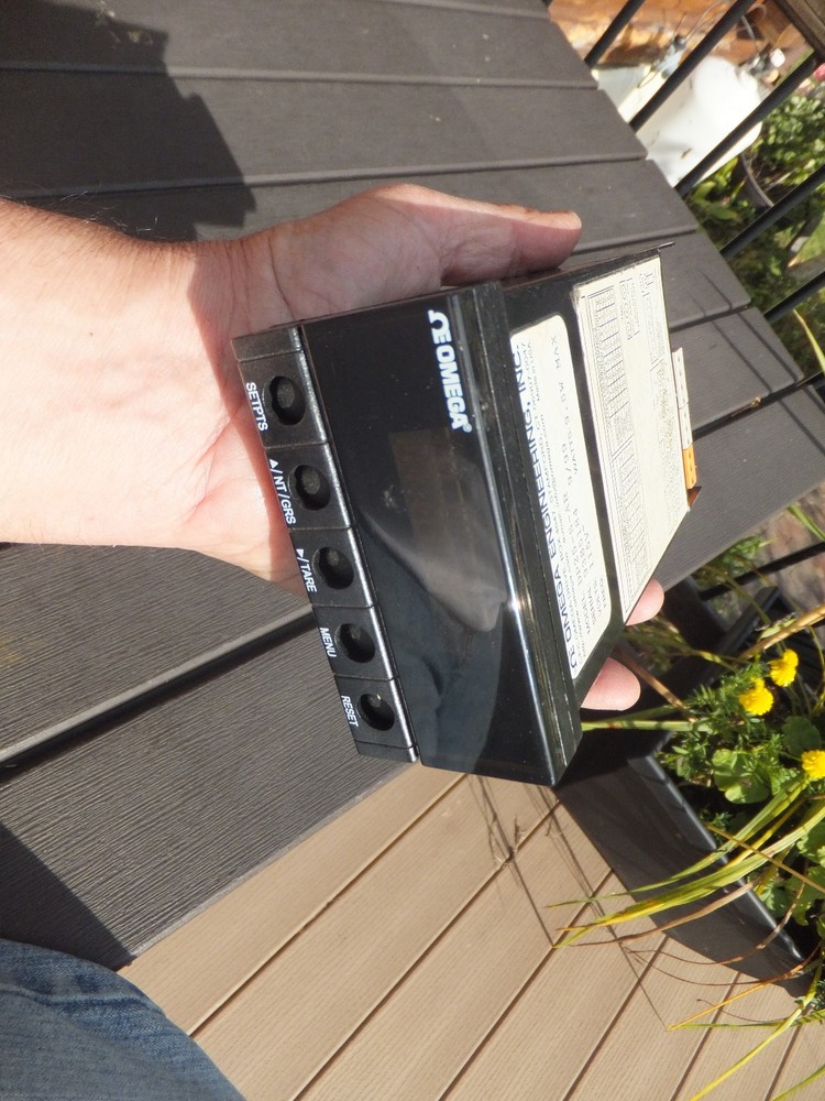 Omega Engineering Model DP25-S-AR Digital Panel Meter Strain & Process