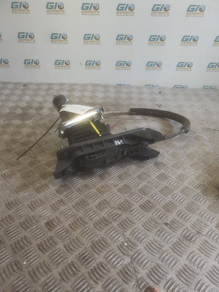 VOLKSWAGEN PASSAT B7 ESTATE 5 Doors 2010-2014 GEARSTICK J97