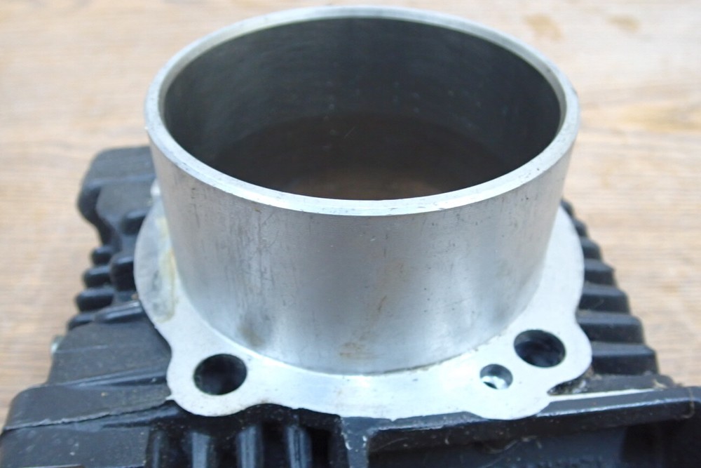DUCATI 750 CYLINDER BARREL JUG